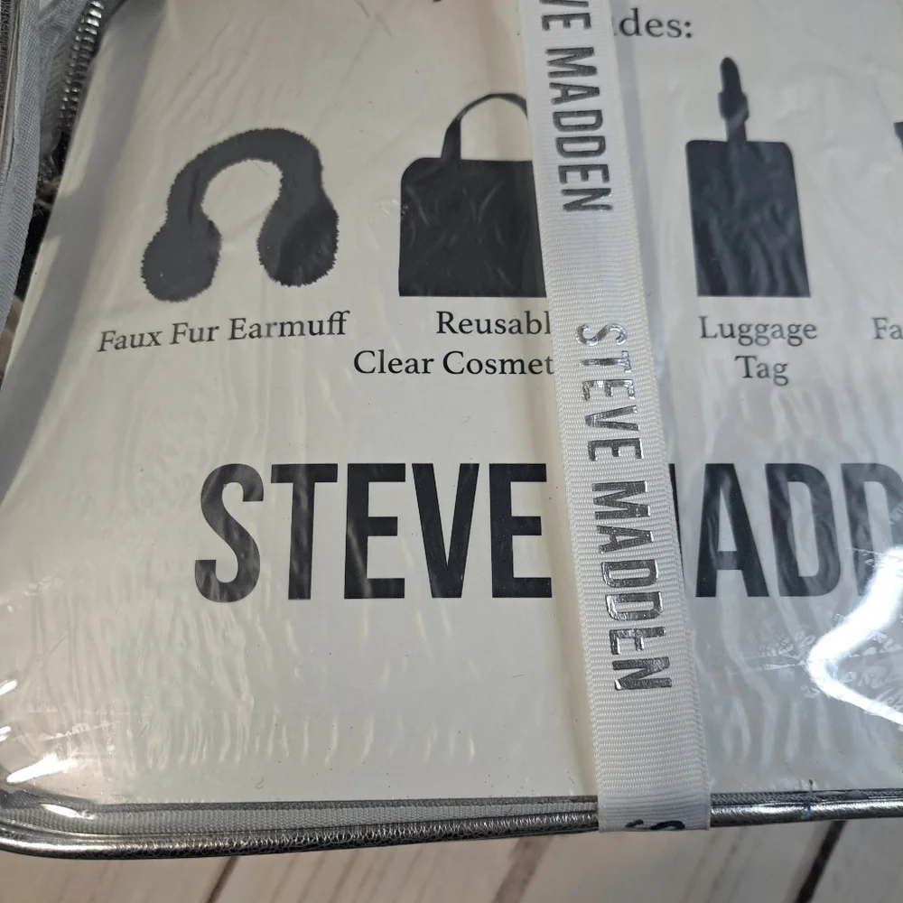 Steve Madden Bag W/ Luggage Tag & Earmuff No Travel Cup 2 FOR 20 SALE